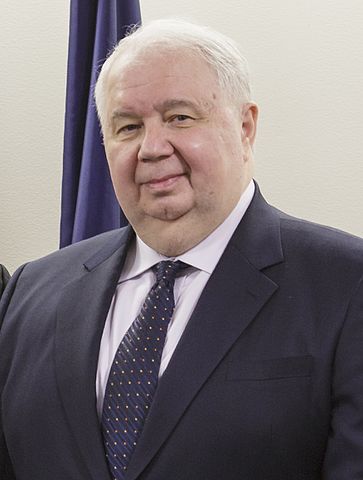 Sergey Kislyak–Your Favorite Uncle, or Russia’s Real-life Karla?